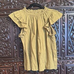 Universal Thread Citron Green Ruffle Sleeve Blouse